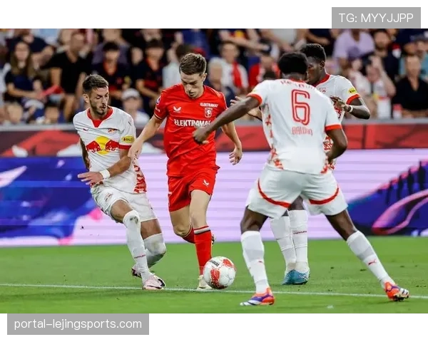 年轻球员欧冠赛场崭露头角 新老交替进程加速