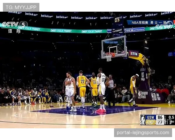 快船勇士战绩同为32胜32负 附加赛席位争夺进入残酷绞杀 快船勇士战绩同为32胜32负 附加赛席位争夺进入残酷绞杀